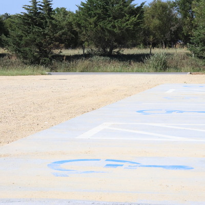 C4 Parking Lot